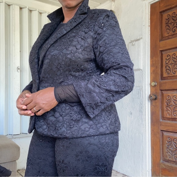 Studio One Vintage Black Beaded Lace Fully Lined Jacket and Matching Pants! - Picture 10 of 14